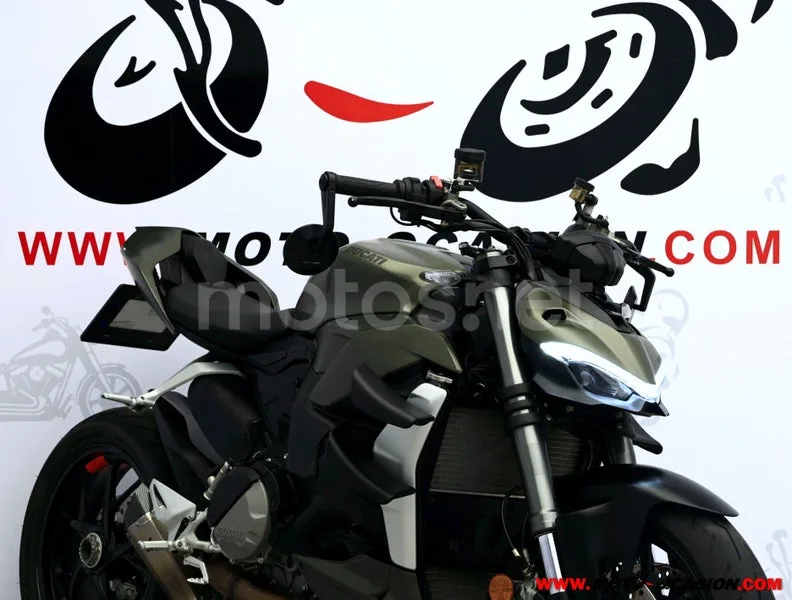 Ducati Streetfighter V2 - Vista 4