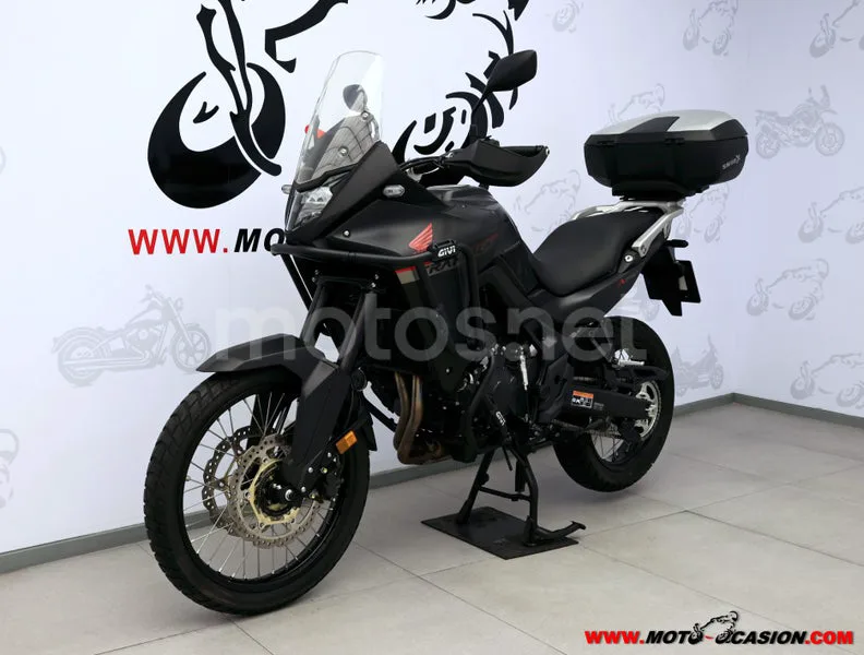 Honda XL750 Transalp - Vista 8