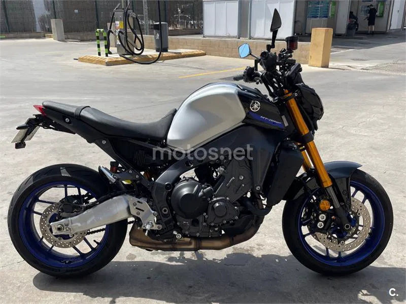 Yamaha MT-09 - Vista 8