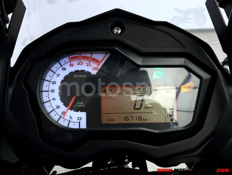 Benelli TRK 502 - Vista 6