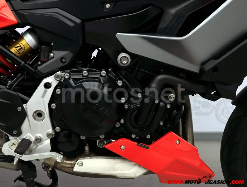 BMW F 900 XR - Vista 5