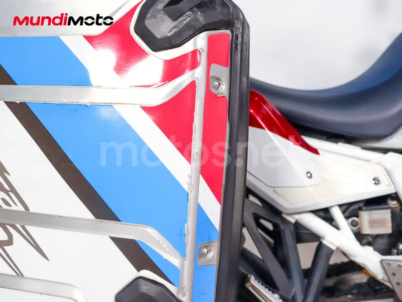 Honda CRF1100L Africa Twin - Vista 17