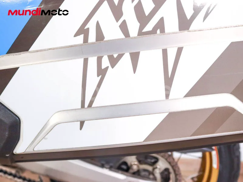 Honda CRF1100L Africa Twin - Vista 43