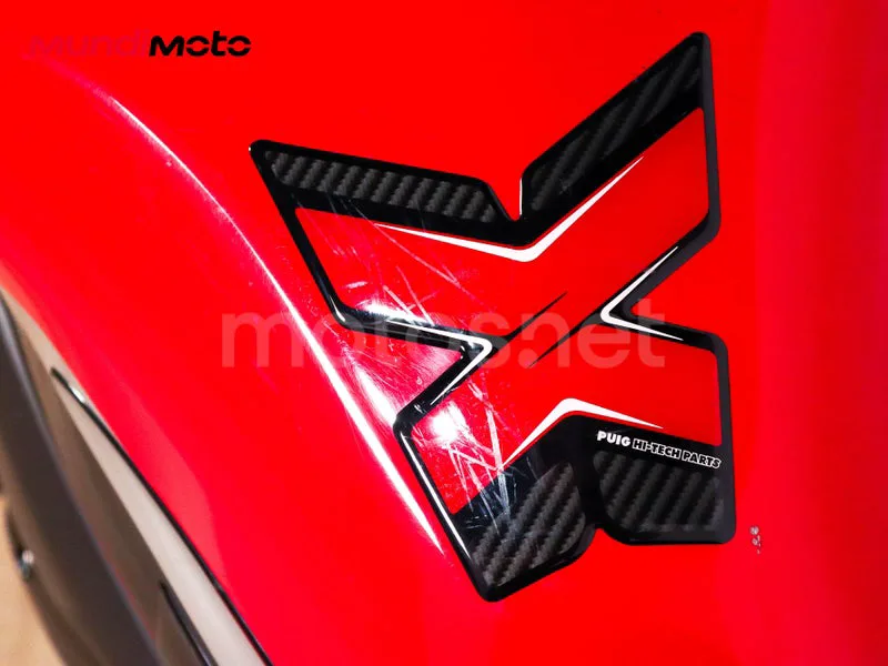 Kawasaki Z900 - Vista 26