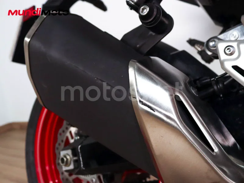 Kawasaki Z900 - Vista 30
