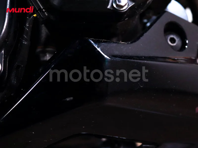 Kawasaki Z900 - Vista 31