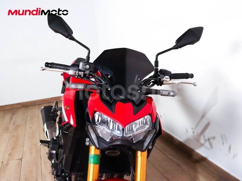 Kawasaki Z900 - Vista 5