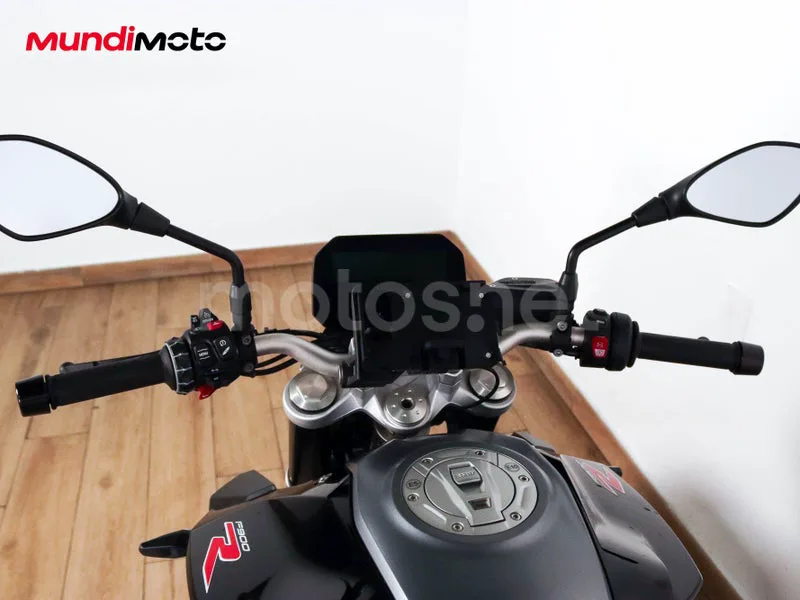 BMW F 900 R - Vista 11