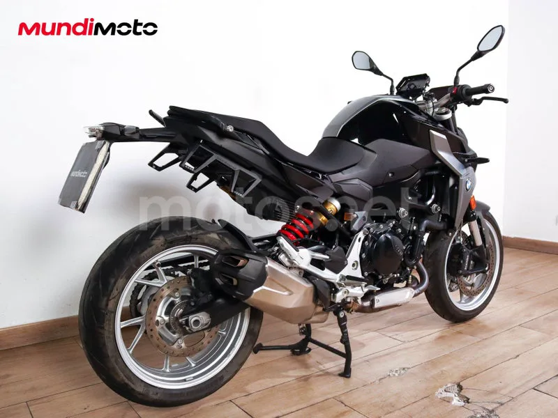 BMW F 900 R - Vista 3
