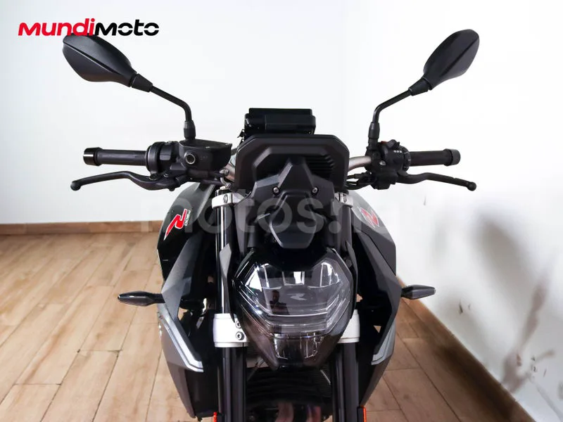 BMW F 900 R - Vista 5
