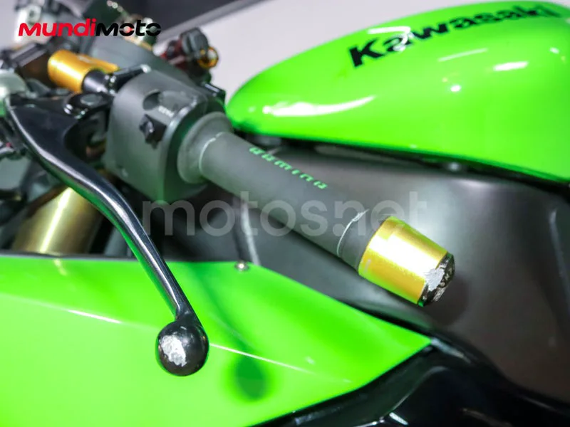 Kawasaki Ninja ZX-10R - Vista 17