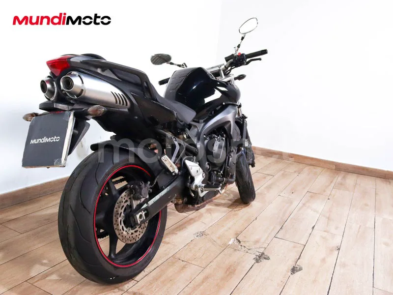 Yamaha FZ6 Fazer S2 - Vista 3