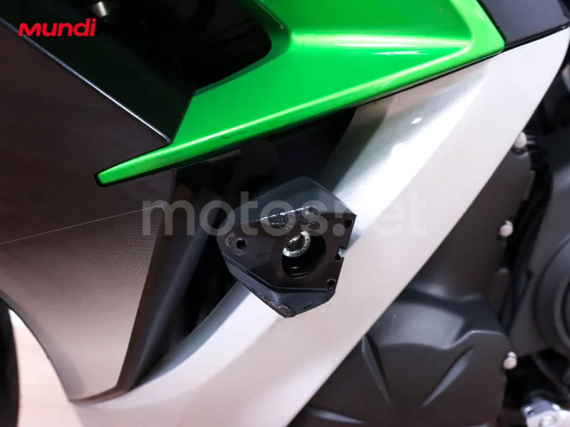 Kawasaki ER-6f - Vista 20