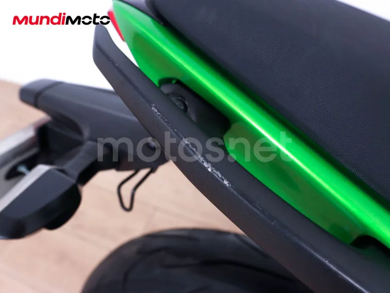Kawasaki ER-6f - Vista 32