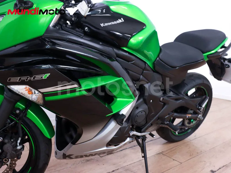 Kawasaki ER-6f - Vista 10