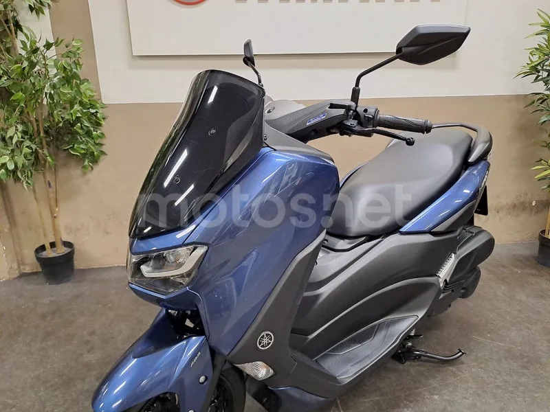 Yamaha NMAX - Vista 6