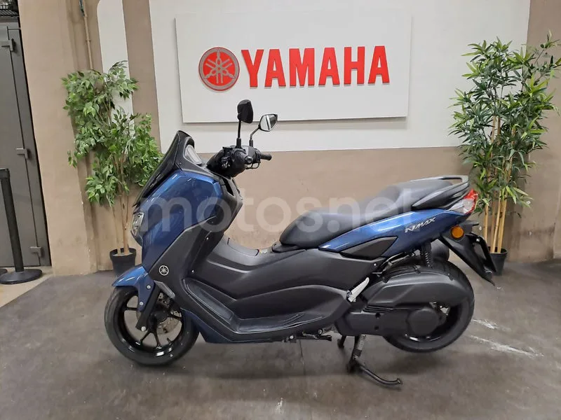Yamaha NMAX - Vista 8