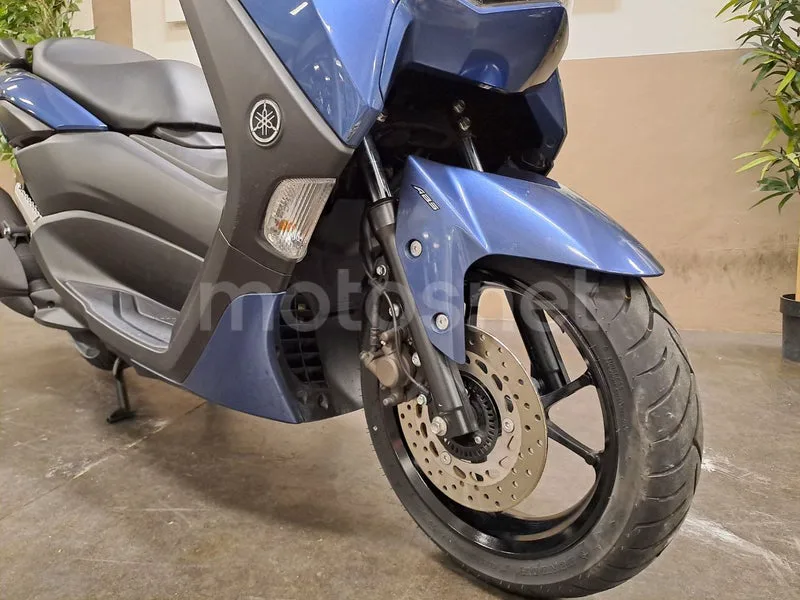 Yamaha NMAX - Vista 10