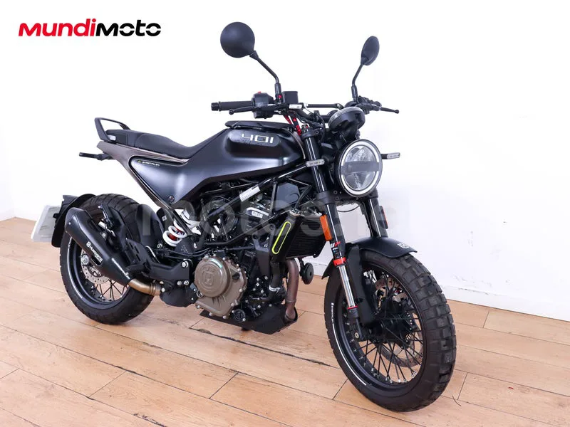 Husqvarna Svartpilen 401 4299 € 2024 Madrid - 2