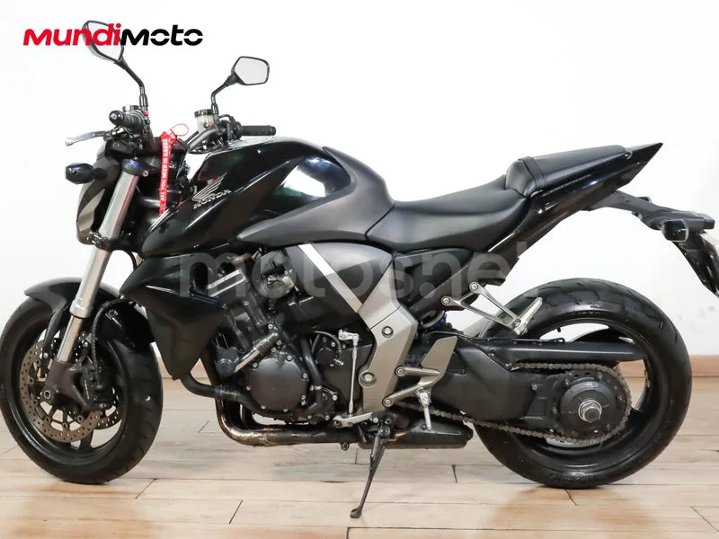 Honda CB1000R - Vista 6