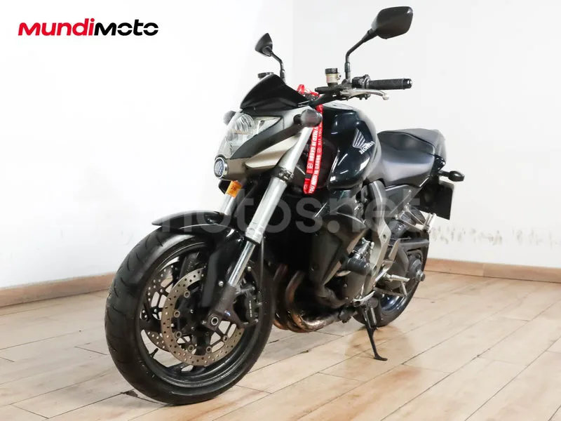 Honda CB1000R - Vista 7
