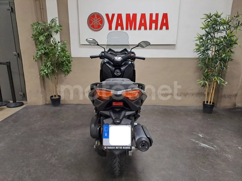 Yamaha XMAX 125 - Vista 4