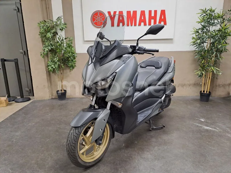 Yamaha XMAX 125 - Vista 5
