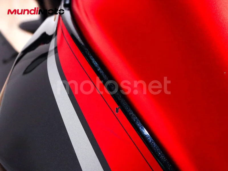 Kawasaki Z800 - Vista 17
