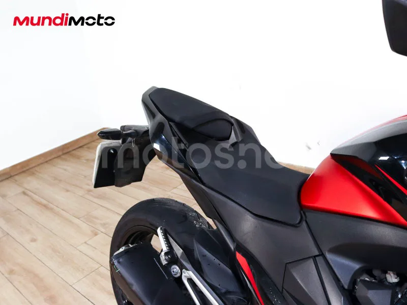 Kawasaki Z800 - Vista 51