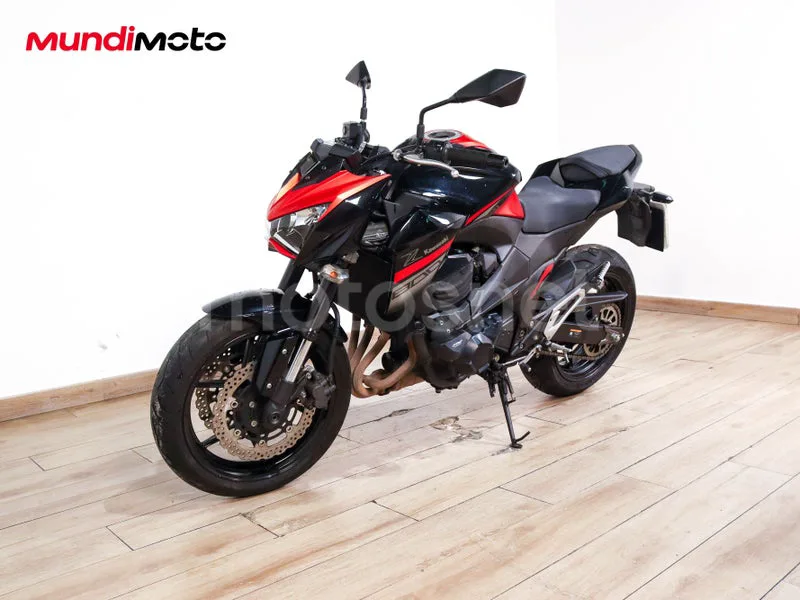 Kawasaki Z800 - Vista 7