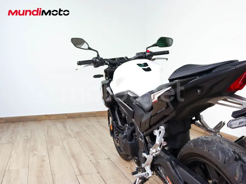 Honda CB500 Hornet - Vista 9