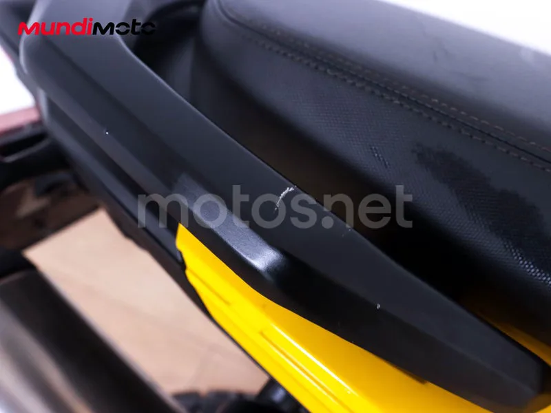 Benelli TRK 502 - Vista 17