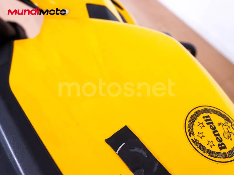 Benelli TRK 502 - Vista 19