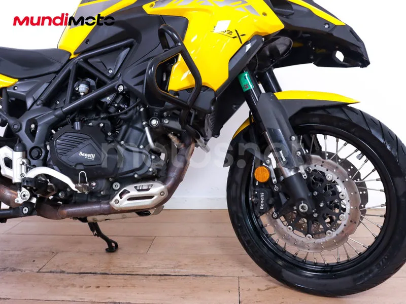 Benelli TRK 502 - Vista 20