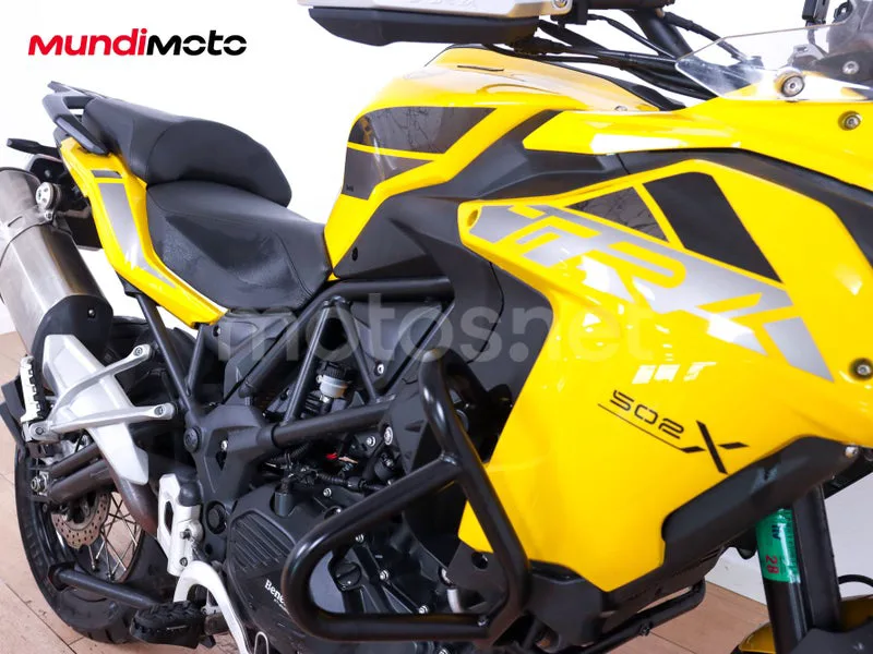 Benelli TRK 502 - Vista 21