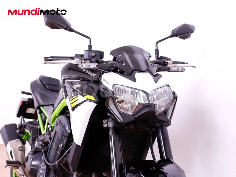 Kawasaki Z900 - Vista 5