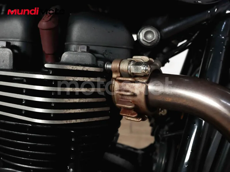 Triumph Street Twin - Vista 19
