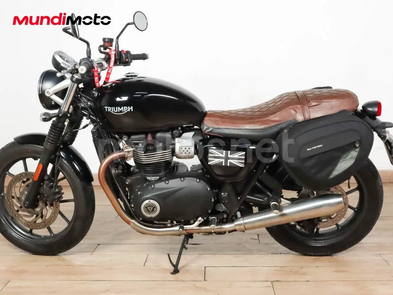 Triumph Street Twin - Vista 6