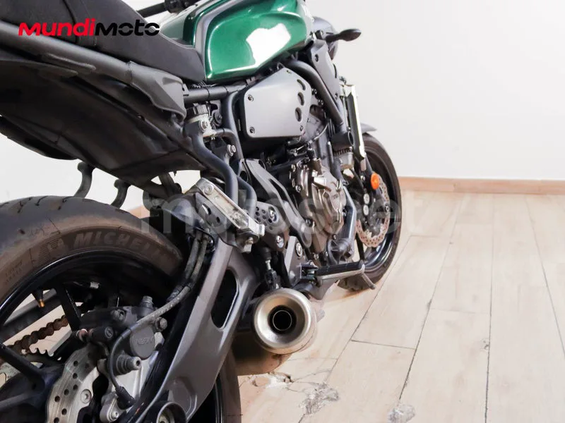 Yamaha XSR700 - Vista 4