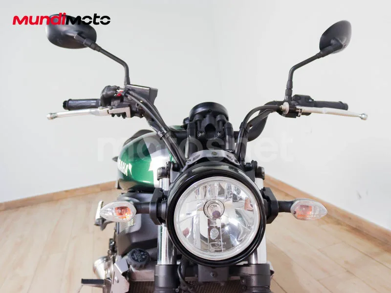 Yamaha XSR700 - Vista 5