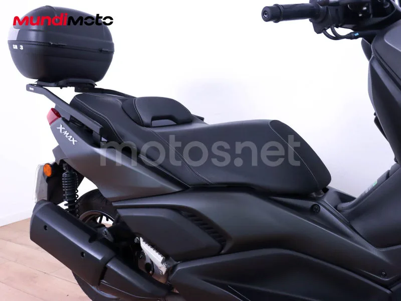 Yamaha XMAX 300 - Vista 19