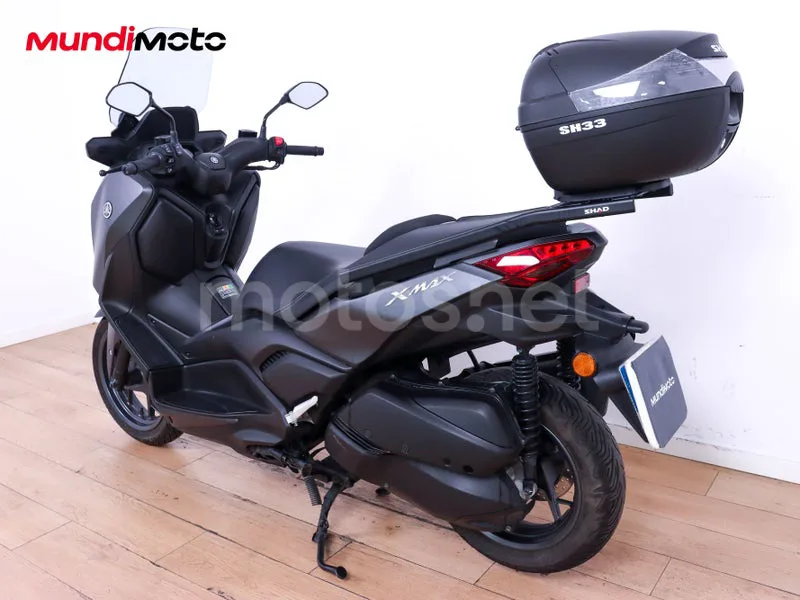 Yamaha XMAX 300 - Vista 8
