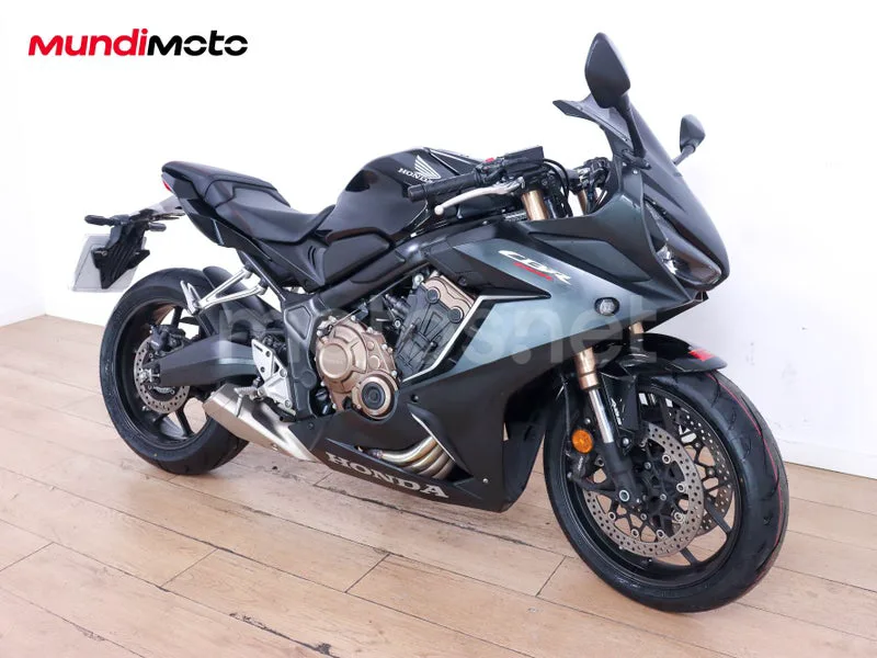 Honda CBR650R 8199 € 2021 Madrid - 2