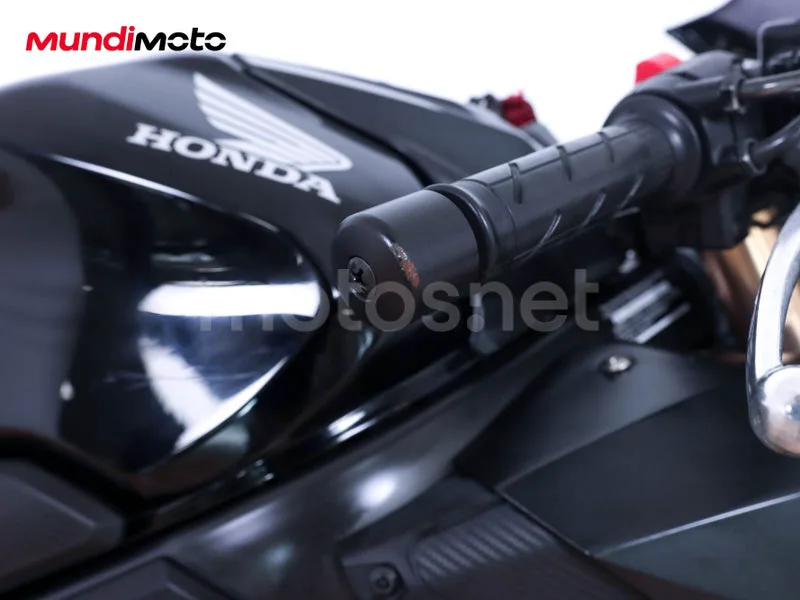 Honda CBR650R - Vista 15