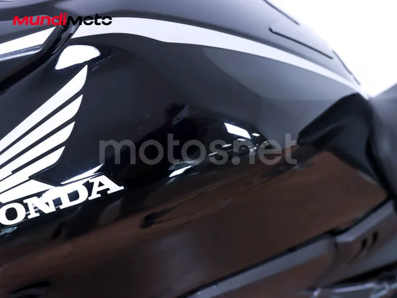 Honda CBR650R - Vista 18