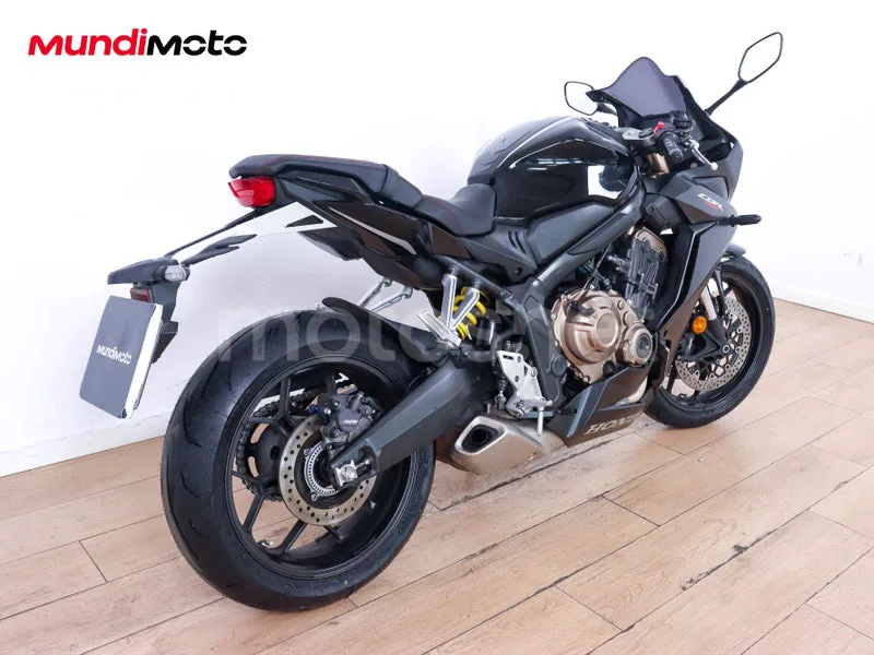 Honda CBR650R - Vista 3