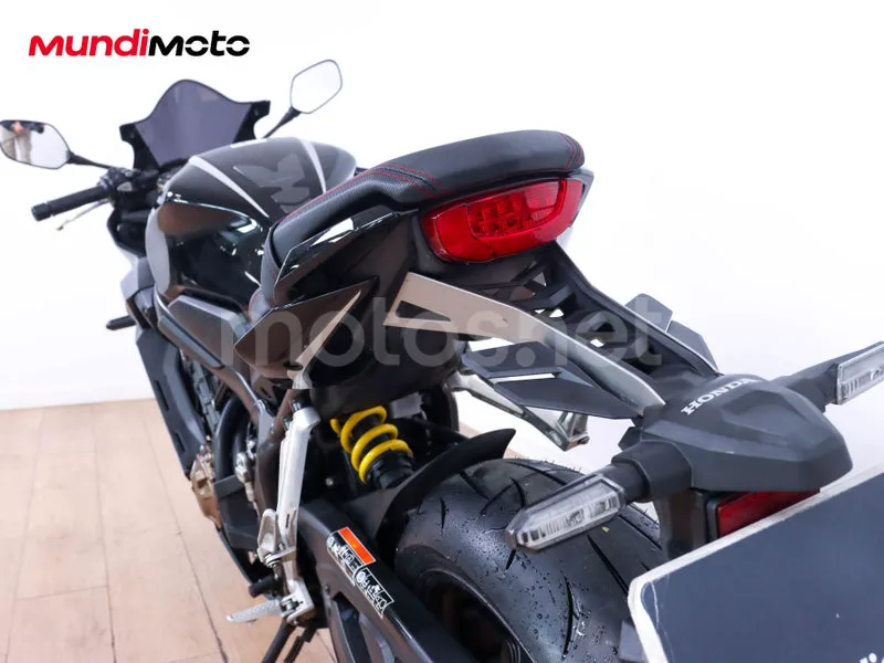 Honda CBR650R - Vista 9