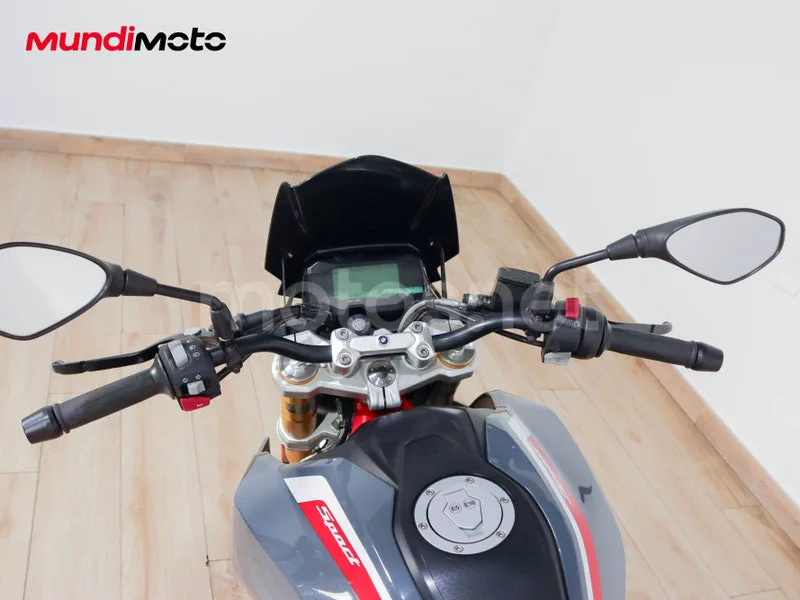 BMW G 310 R - Vista 11