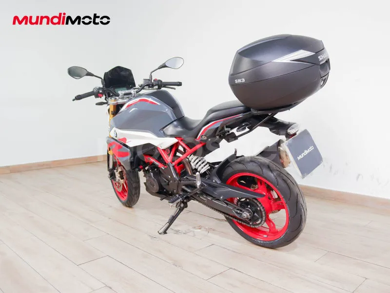 BMW G 310 R - Vista 8