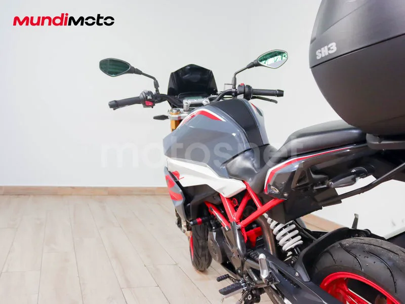BMW G 310 R - Vista 9